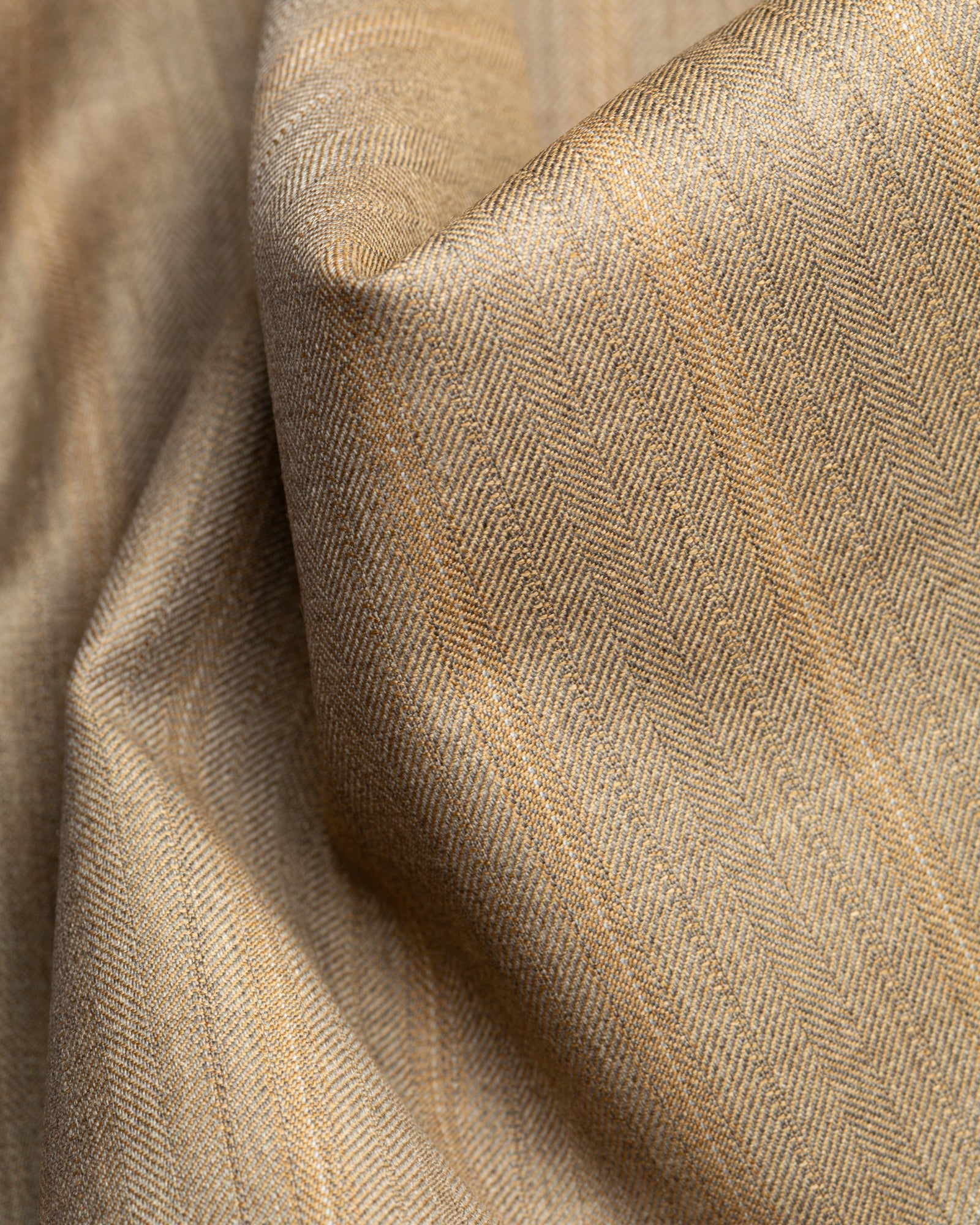 Italian Wool Super 140 - Model 83