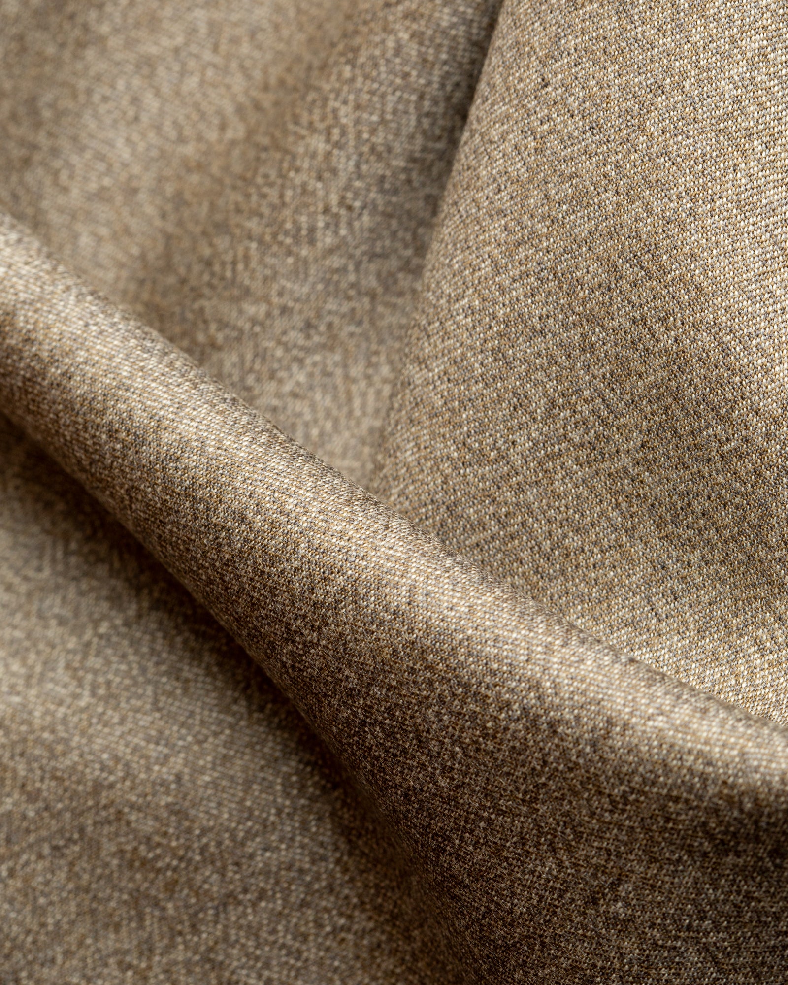 Italian Wool Super 120 - Model 64