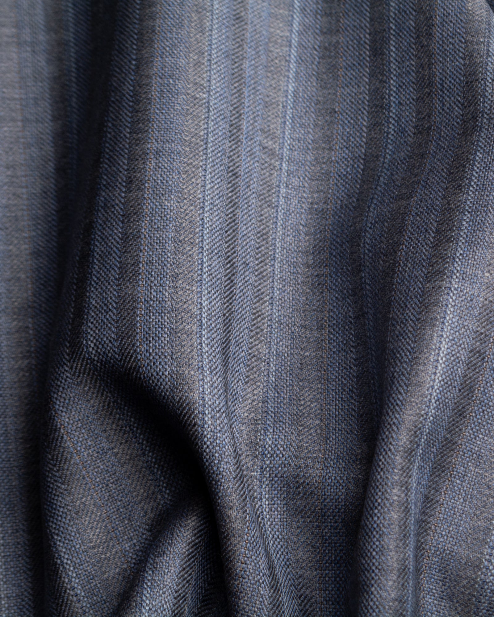 Italian Wool Super 140 - Model 96