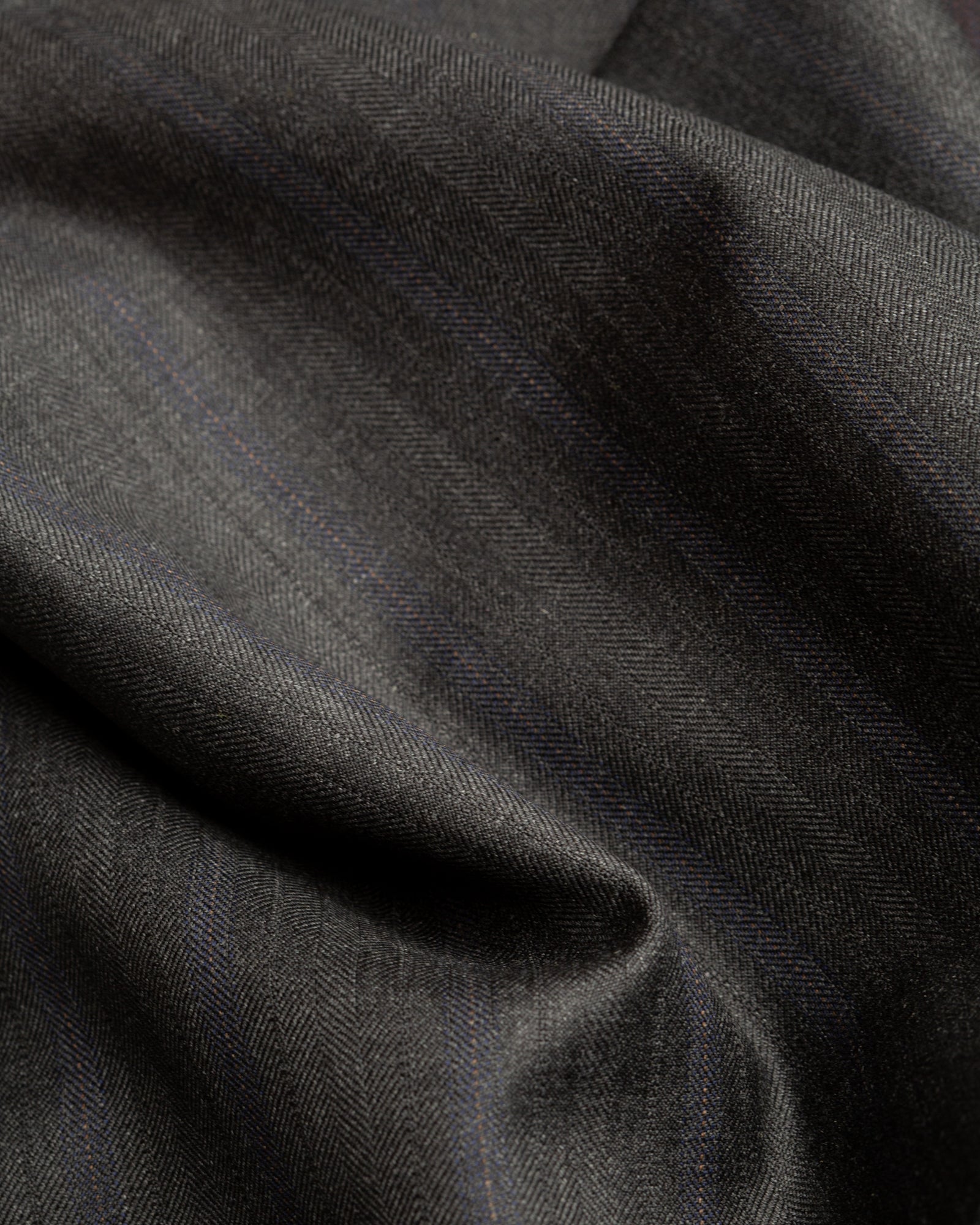Italian Wool Super 140 - Model 79