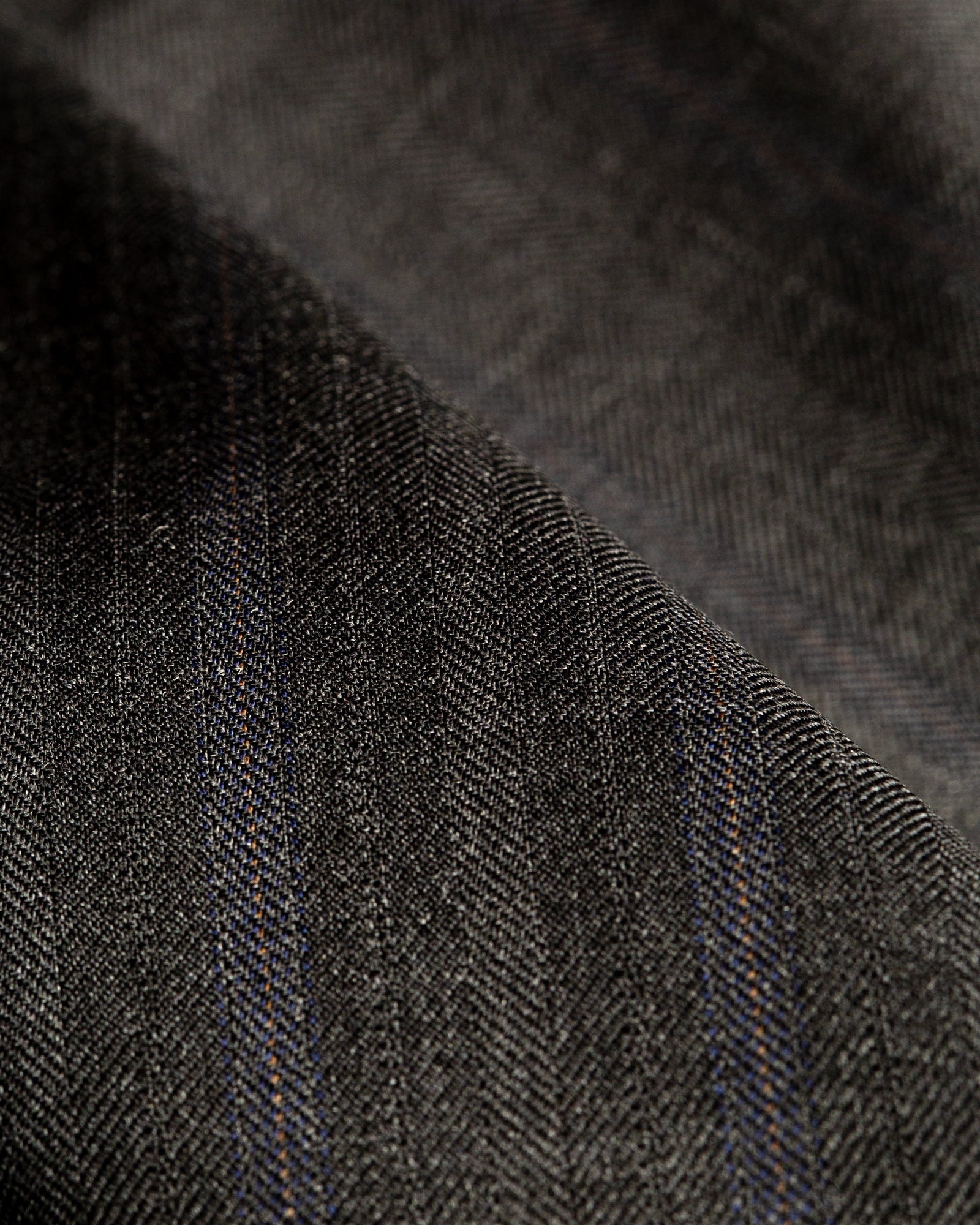 Italian Wool Super 140 - Model 79