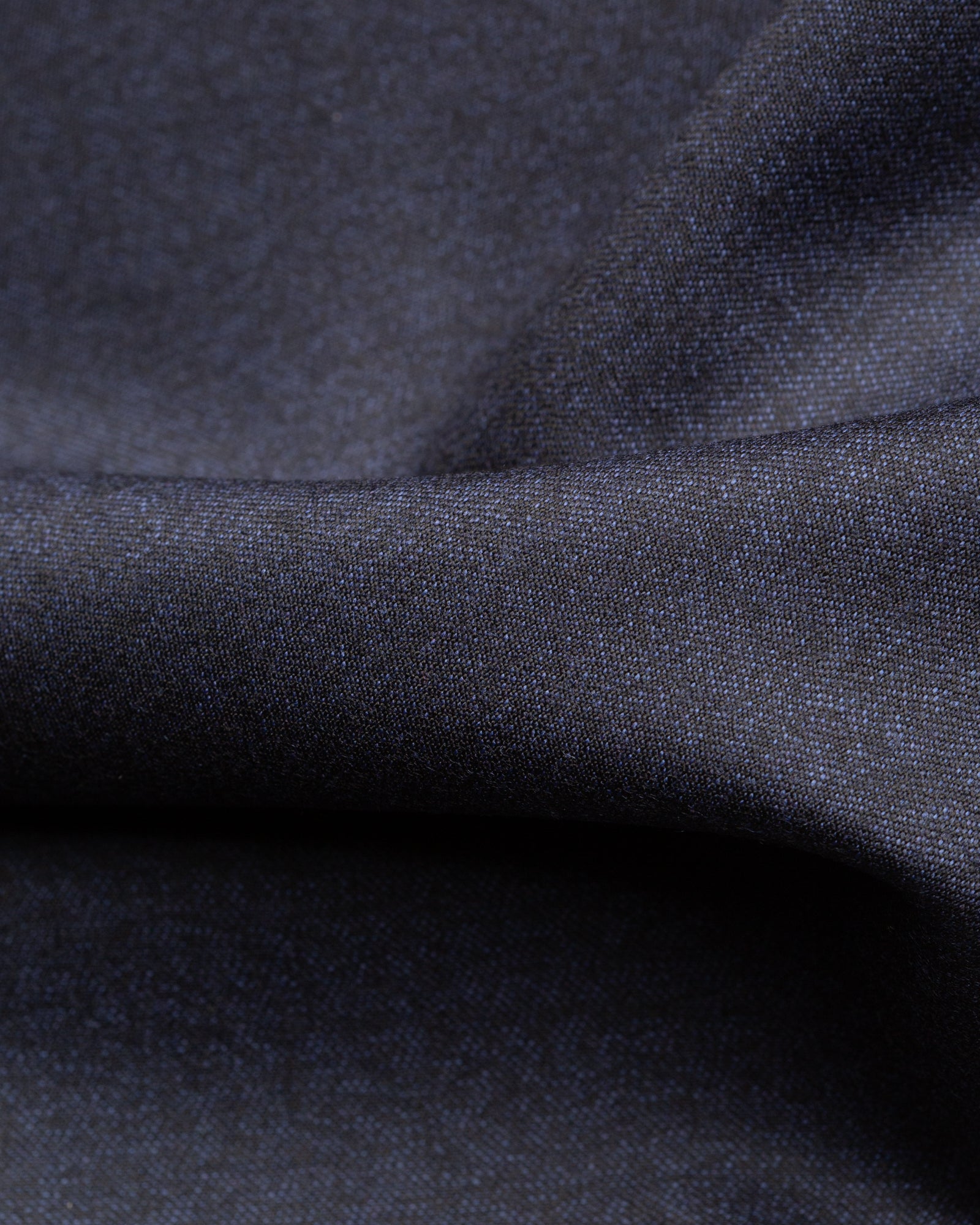 Italian Wool Super 120 - Model 68