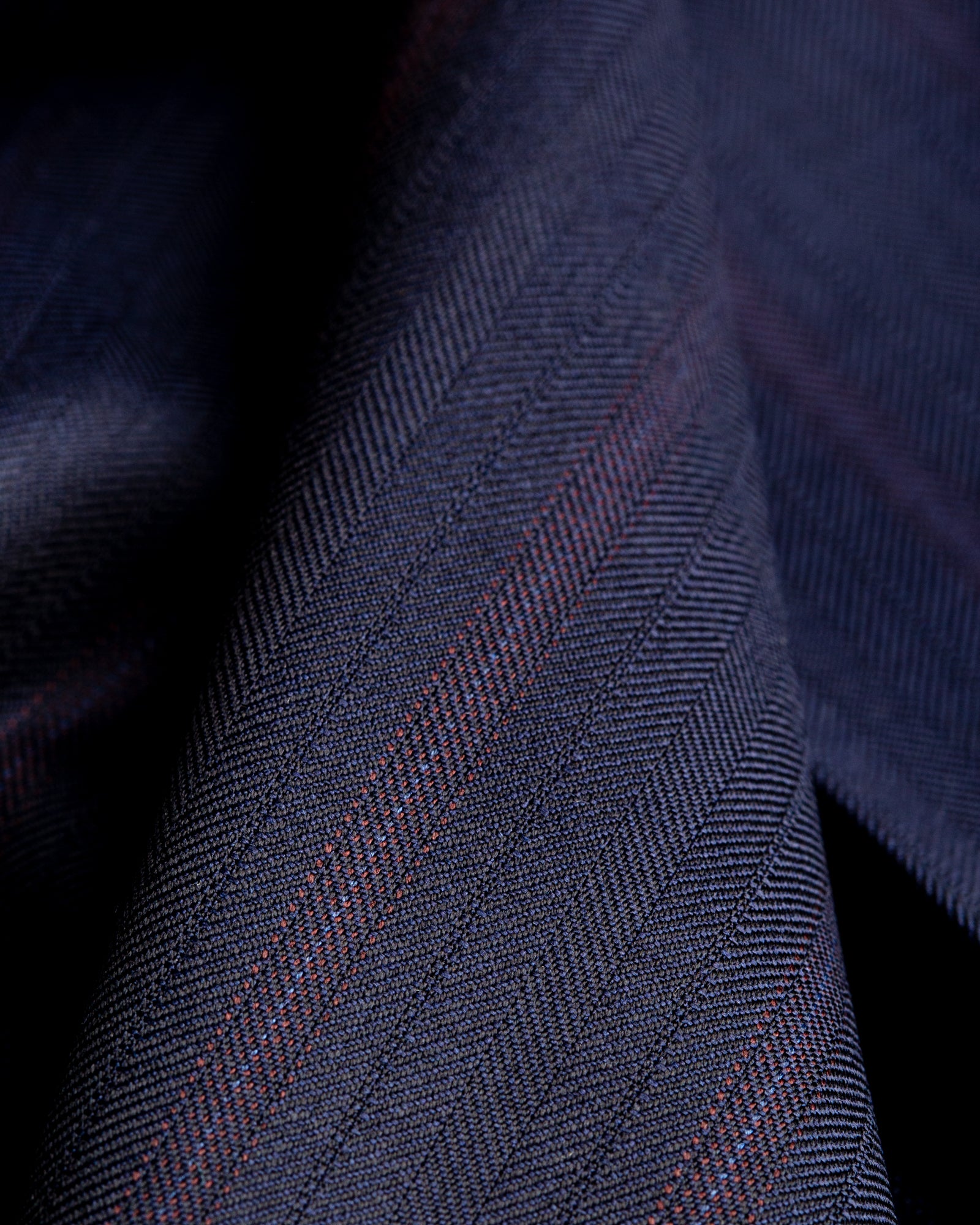 Italian Wool Super 140 - Model 81