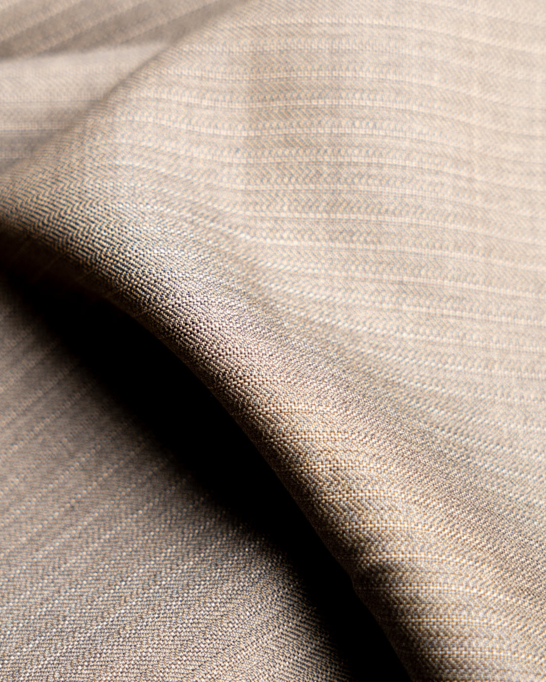 Italian Wool Super 130 - Model 3